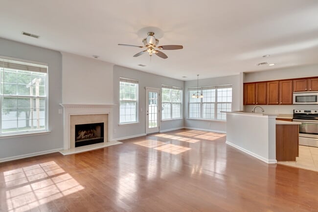 Photo - 12 Old Bridge Dr