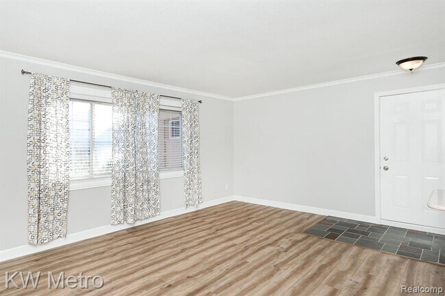 Photo - 2377 Walton Blvd. Unit 11