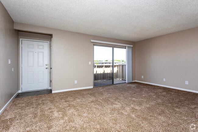 2BR, 1BA - 958SF - Living Room - Meadowbrook Apartments