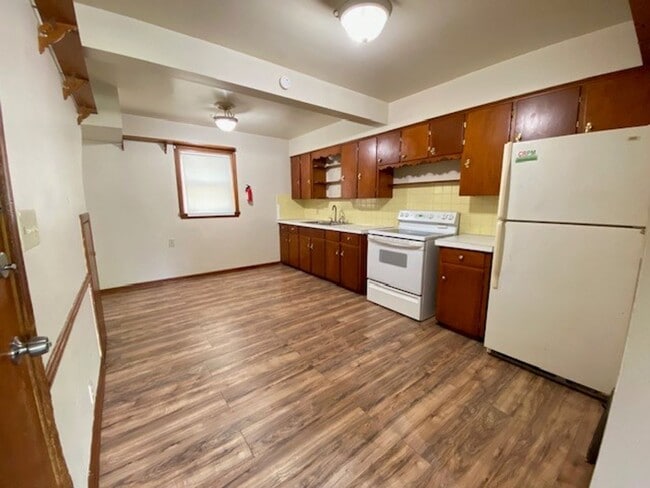 Photo - 114 Beck Ave Unit Apt 1 - Down