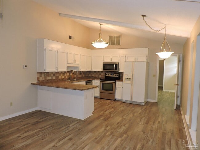 Photo - 3206 Raines St