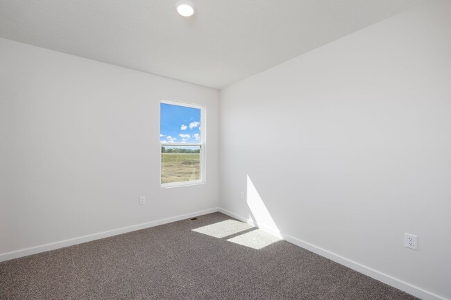 Photo - BRAND NEW 3 BEDROOM HOME - BOLIVAR, MO