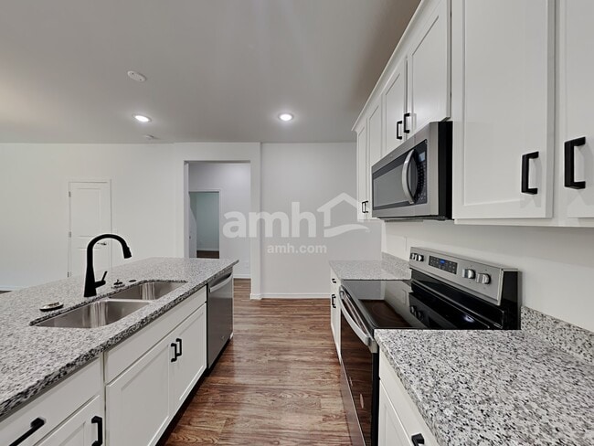 Photo - 15074 W Sherman St