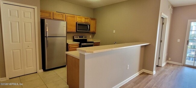Photo - 8227 Lobster Bay Ct Unit 203