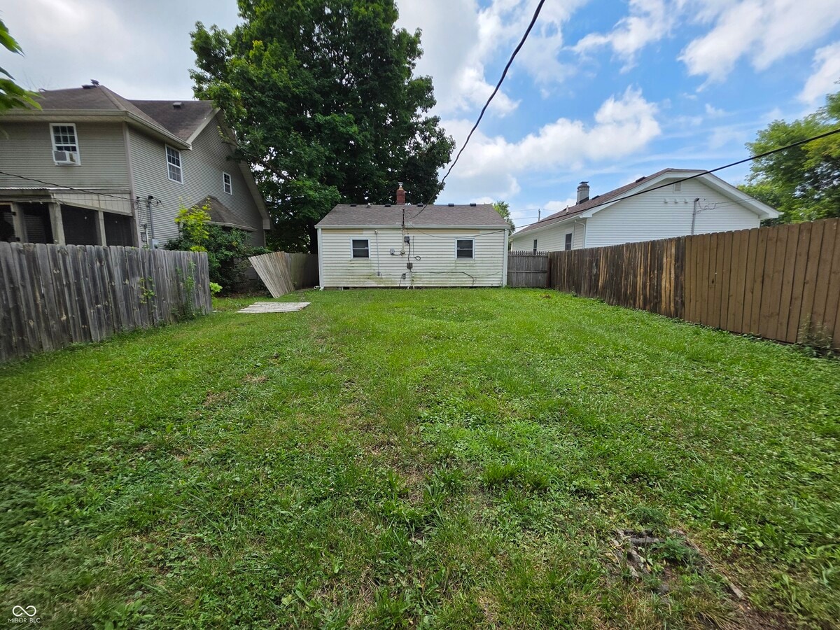 Photo - 1524 E Legrande Ave