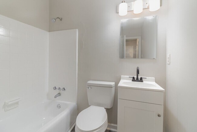 Photo - 2 Bedroom Apartments at Fairlawn Drive Unit 2826-A