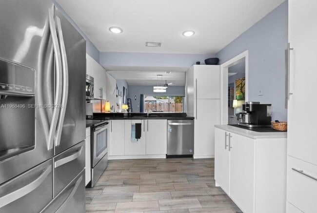 Photo - 2900 NW 69th Ct