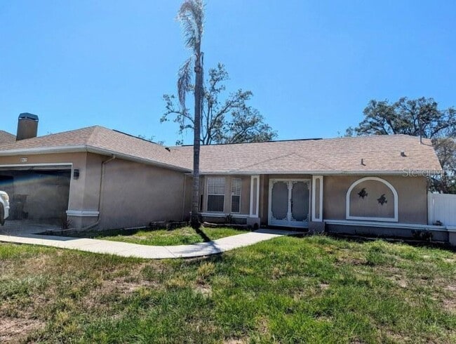 Building Photo - 8475 Beach Rd
