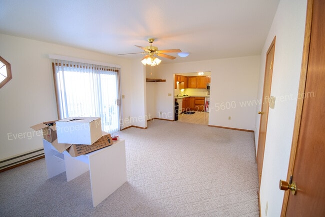 Photo - 2030 Pecos Pl