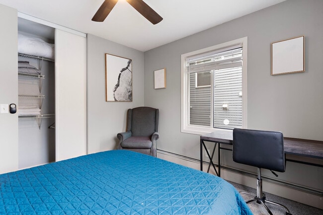 Photo - 3024 Humboldt Ave S Unidad SI ID1272805P