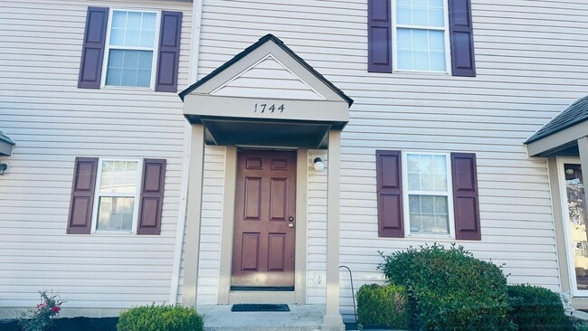 Building Photo - 1744 Messner Dr Unit 150B