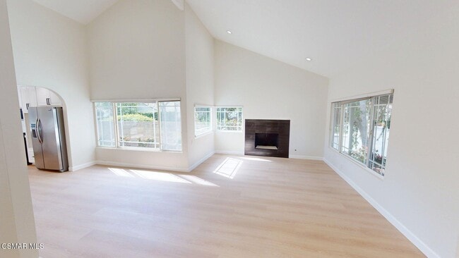 Photo - 2802 E Sierra Dr