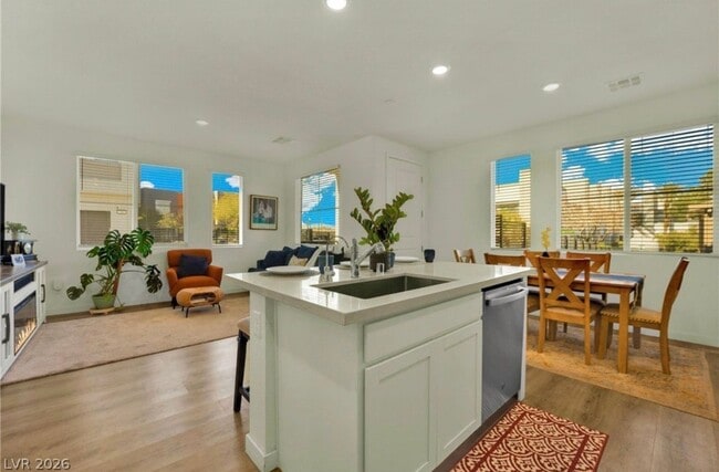 Photo - 129 Laguna Cmns Ln