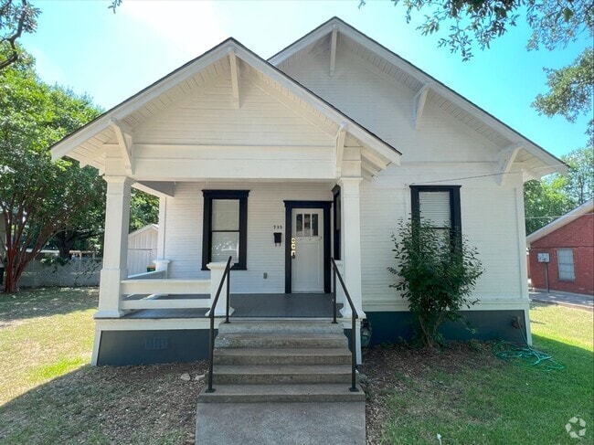 Building Photo - UPDATED 2 BEDROOM CENTRAL BELTON NEAR UMHB Rental