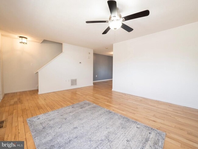 Photo - 173 Equestrian Dr