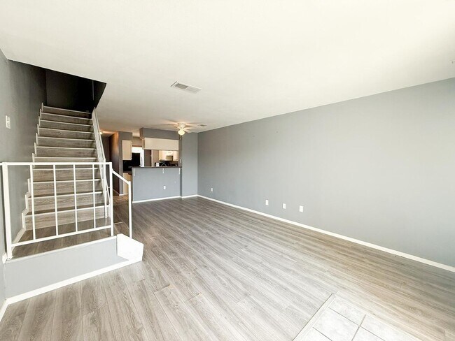 Photo - Spacious 2 story townhouse with fenced yard!