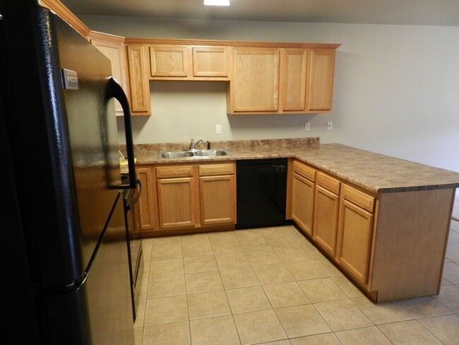 Photo - 107 Edna St Unit 107 Edna B