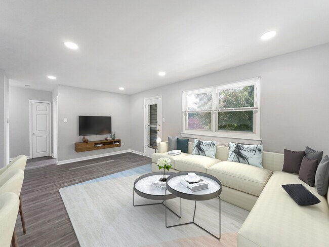 Plaza Apartments