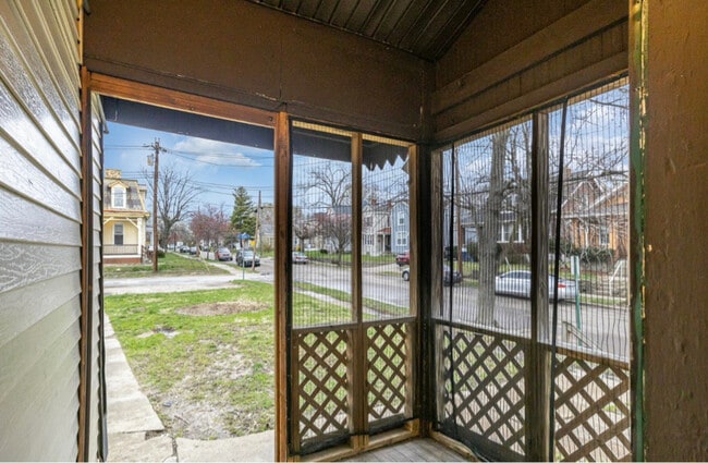 Photo - 500 W Wyoming Ave Unidad 1