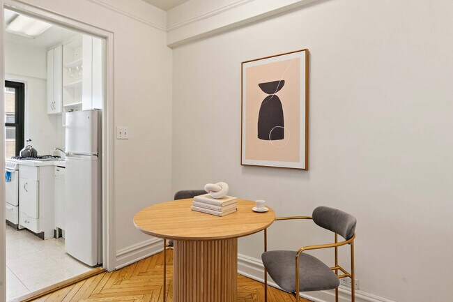 Photo - 15-17-17 E 36th St Unidad ID1055230P