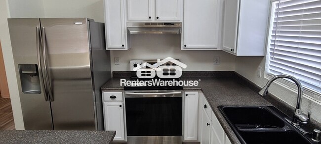 Photo - 15311 W Sierra St