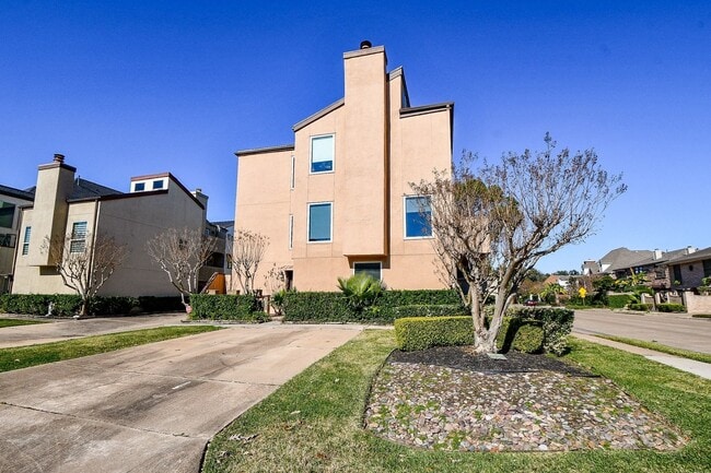 Building Photo - 6000 Inwood Dr Unit 1