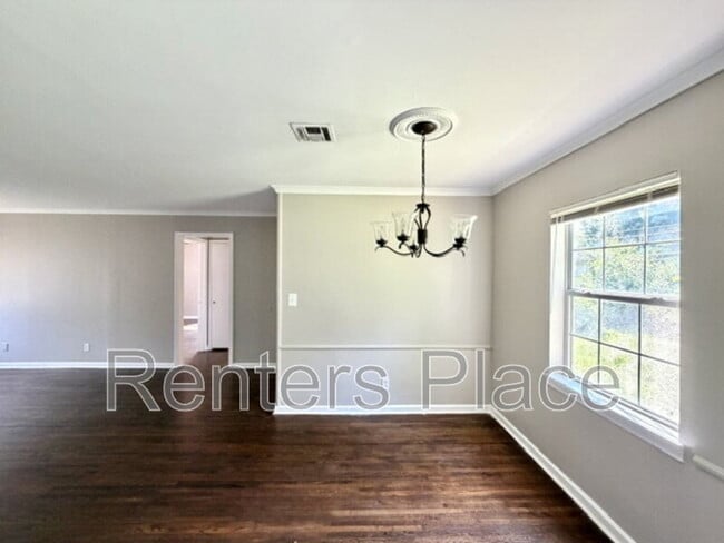 Photo - 1428 E 52nd St