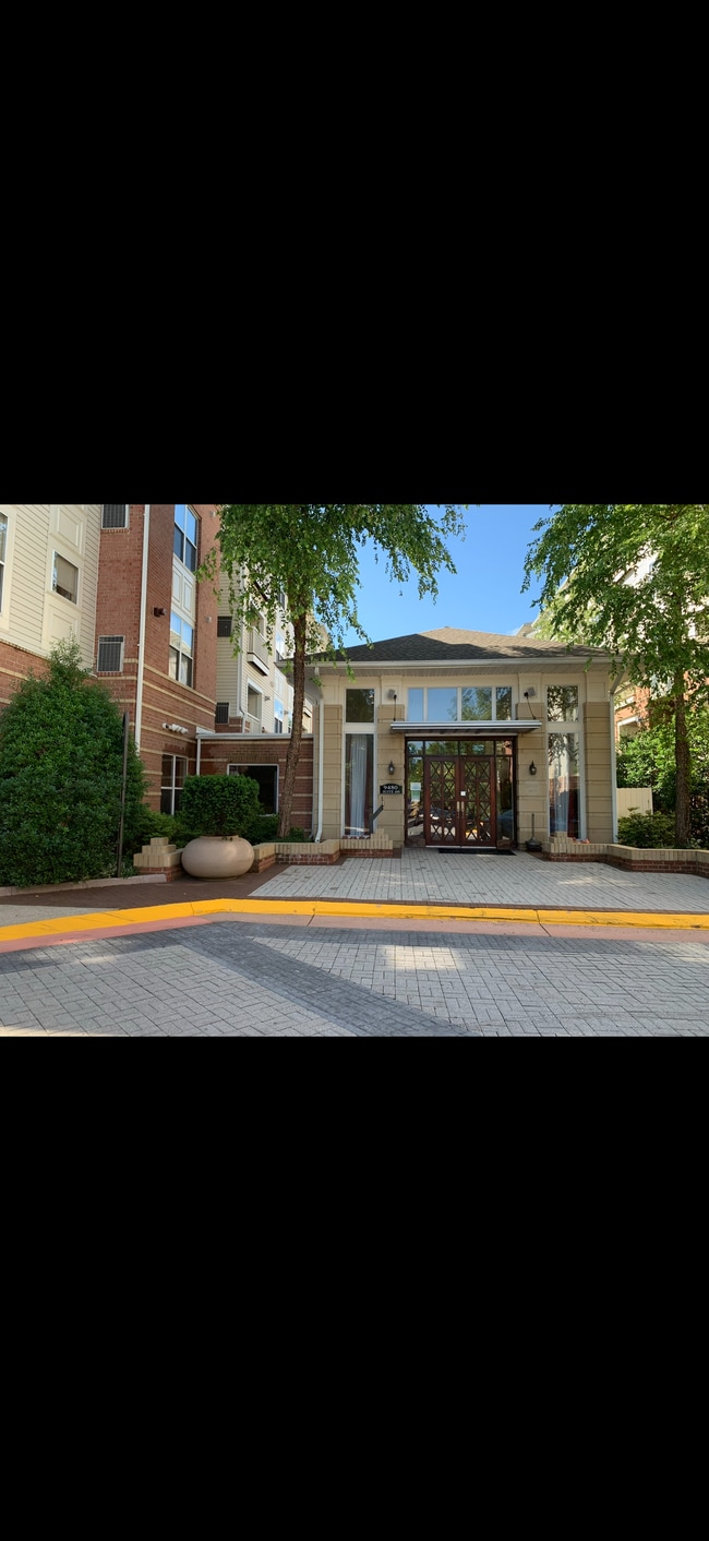 Building Photo - 9480 Virginia Center Blvd Unit 213