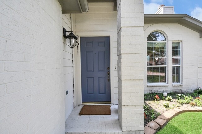 Photo - 2511 Orchard Run Way
