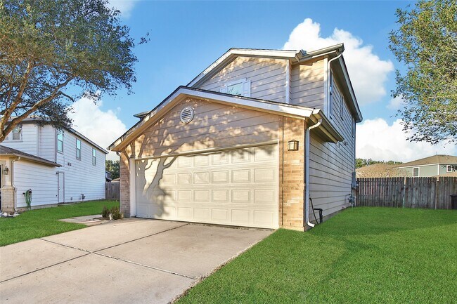 Photo - 18202 Coreland Ln