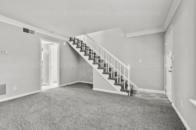 Photo - 3418 Clingstone Way