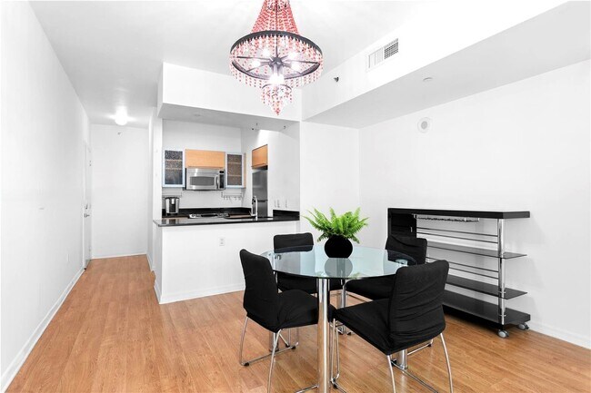 Photo - 950 Brickell Bay Dr Unit 501