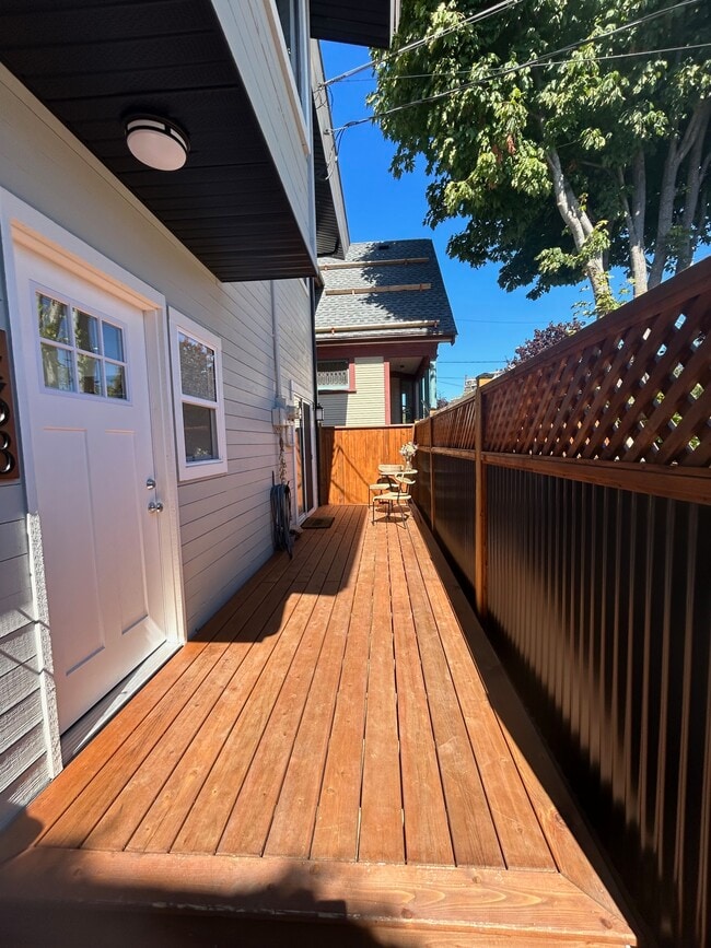 Photo - 442-442 Montreal St