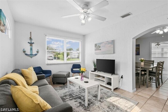 Photo - 717 95th Ave N