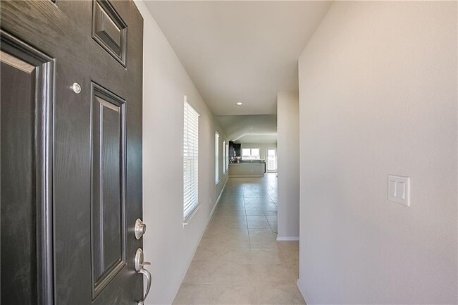 Photo - 306 Delta Crst