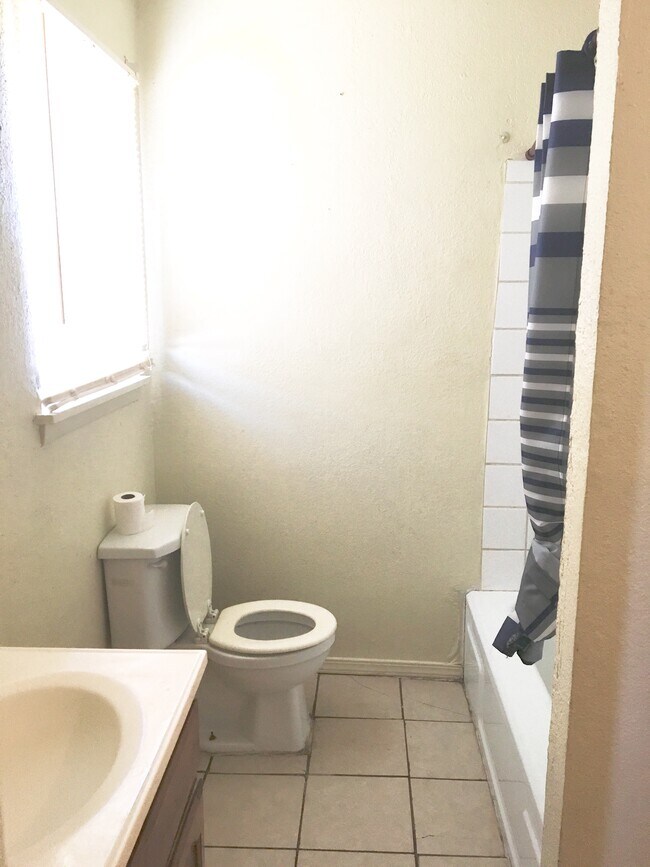 Photo - California Apartments