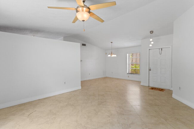 Photo - 13945 Langley Pl