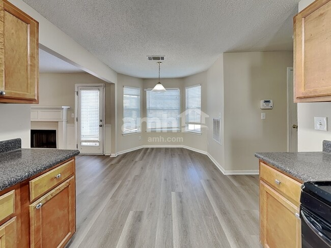 Photo - 501 Gonzaga Cir