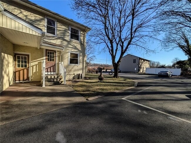 Photo - 1423 Manville Rd Unidad 1