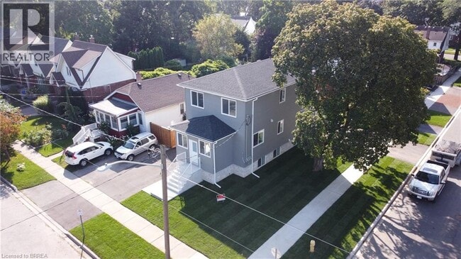 Photo - 309 Nelson St