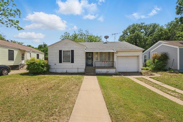Photo - 2104 W Lotus Ave