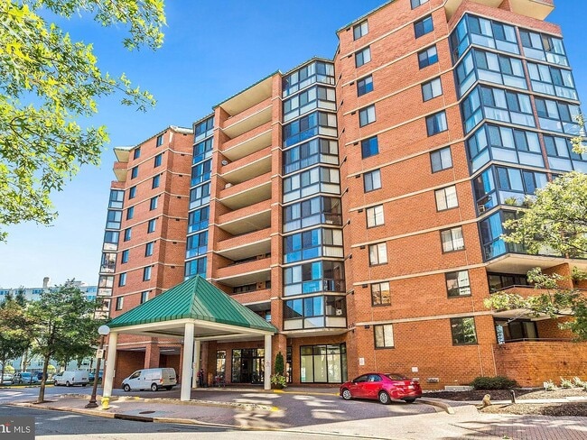 Photo - 1001 N Randolph St Unit 512