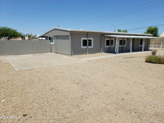 Photo - 2749 E Beardsley Rd