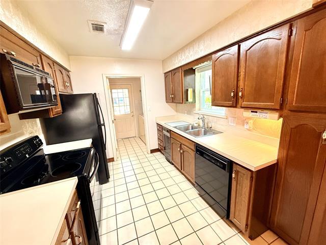 Photo - 2217 Indian Creek Dr