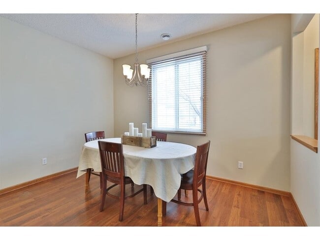 Photo - 1924 Mockingbird Avenue