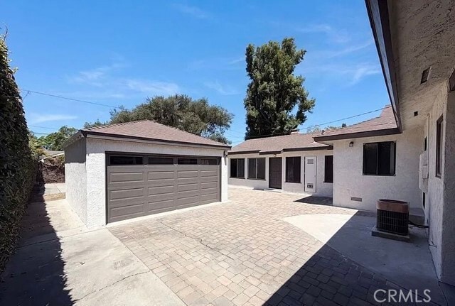 Photo - 4421 Stanbridge Ave