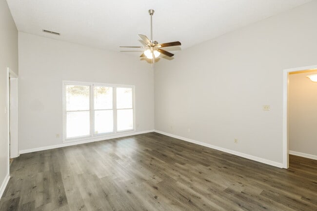 9224 Chimneyrock Blvd.