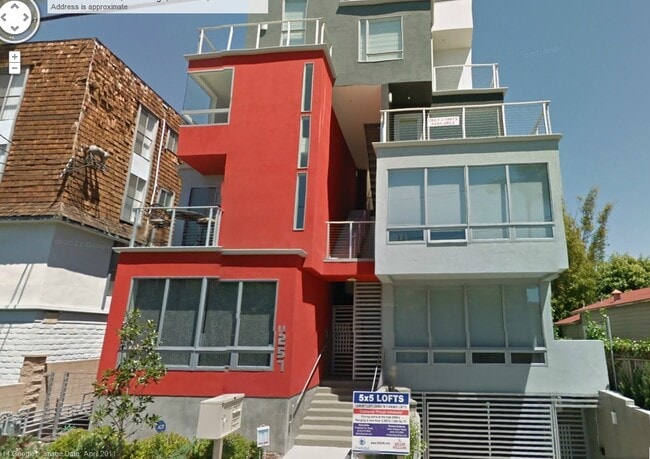 Building Photo - 4257 Third Ave Unit 104