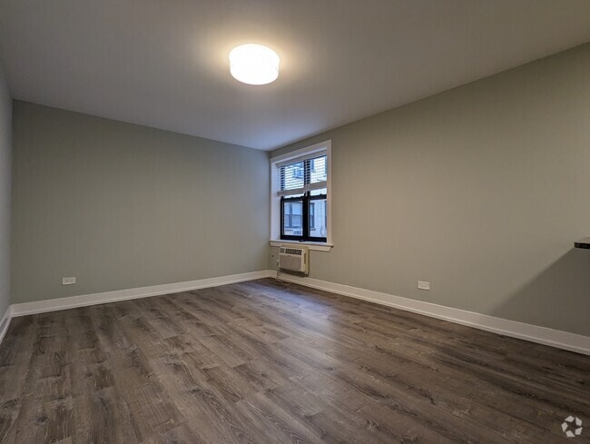 Building Photo - 503 W Barry Ave Rental