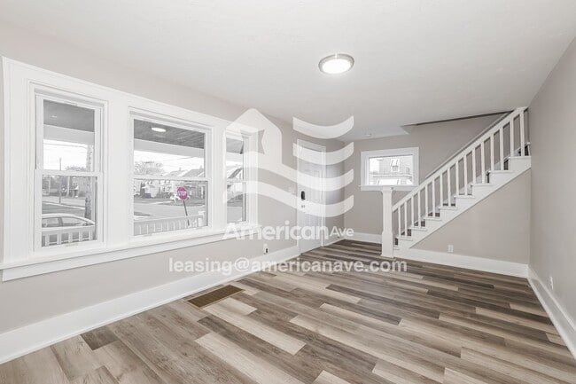 Photo - 1001 W 20th St